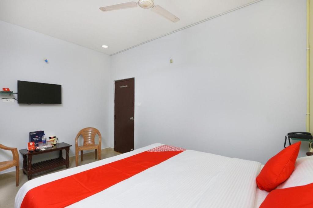 Sai Golden Rooms Tirupati Exterior foto